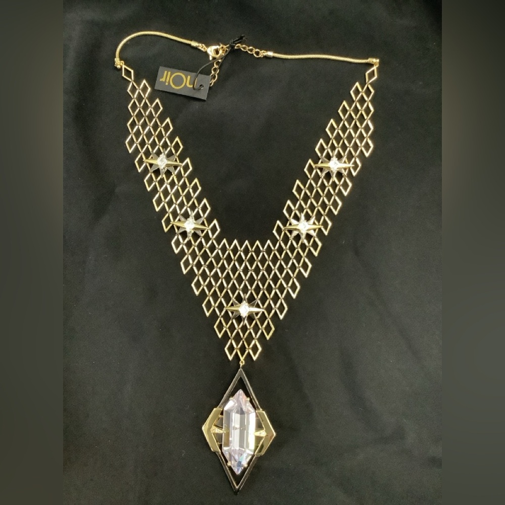 NWT NOIR BAROQUE NECKLACE
